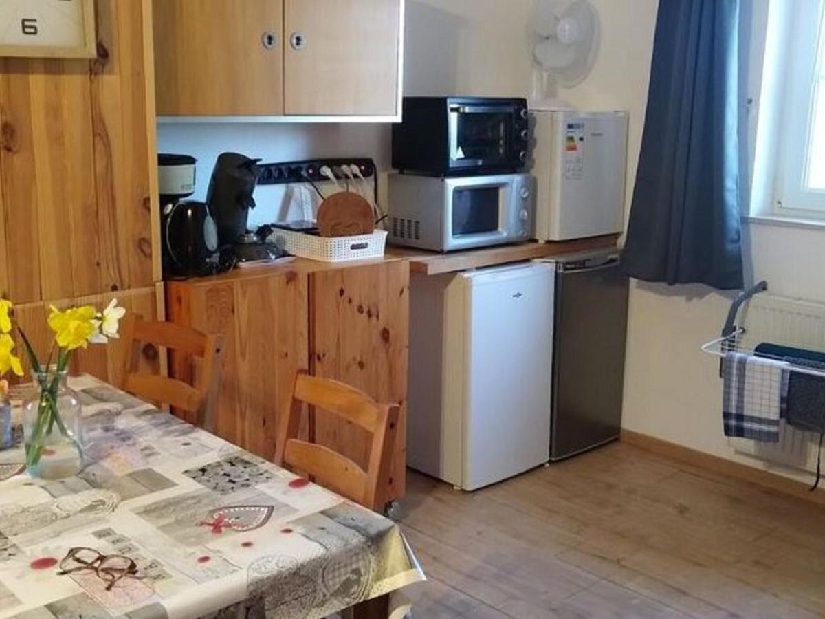 Cozy Apartment In Paliseul With Garden Carlsbourg Eksteriør bilde